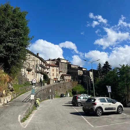 Nel Parco Alpi Apuane - Carnevale Di Viareggio * Stazzema