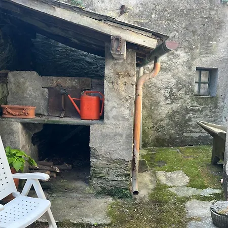 Nel Parco Alpi Apuane - Carnevale Di Viareggio *